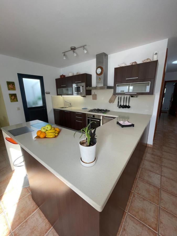 Apartamento Anzuelo Фамара Екстериор снимка